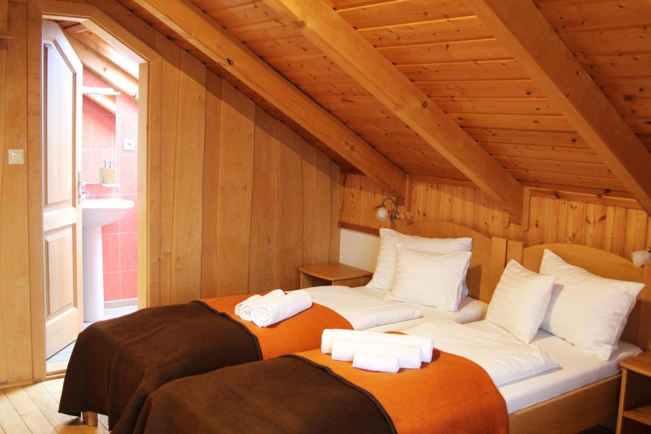 Tiszafa Vendeghaz Szentgal Hotel Екстериор снимка